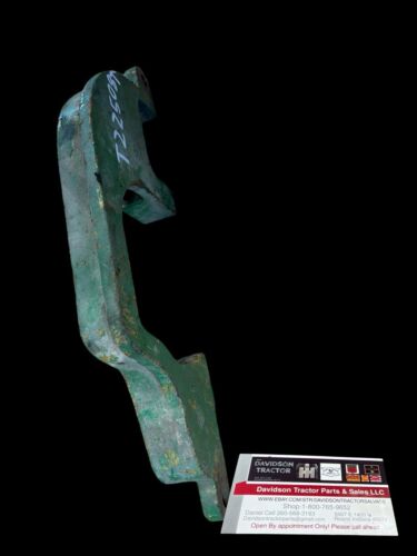 John Deere Implement Attaching Bracket (T22508) New Old Stock