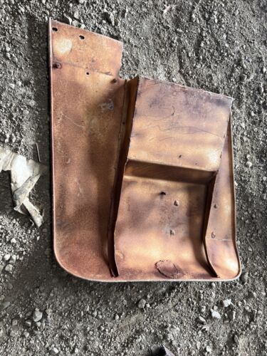 IH 444 Single fender antique tractor