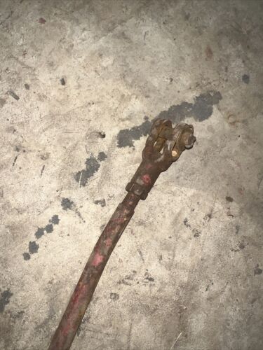 International W-400 TA Engagement Rod Antique Tractor