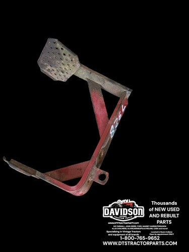 395123R1 Left Hand Step IH FARMALL 706 806 826 856 966 1066 Original