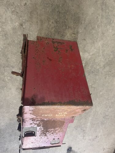 IHC Mcormick W9 Gas Right foot platform W9 International Antique tractor