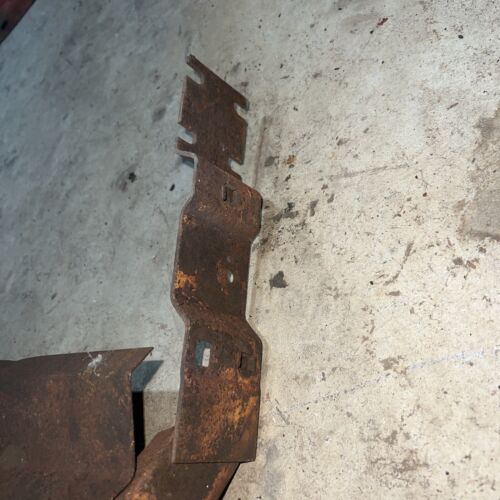 IHC Farmall 340 Hood Mount Antique Tractor