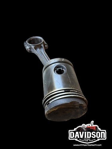 John Deere A 60 Tractor Connecting Rod & Piston A4648R A3282R