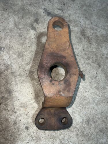 1988 Case IH 485 Diesel Tractor Steering Cylinder Bracket