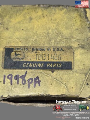 genuine John Deere Female Hydraulic Quick-Connect Coupler kit AM 31426 , (37982)