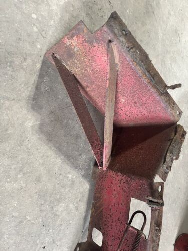 IHC Mcormick W9 Gas Right foot platform W9 International Antique tractor