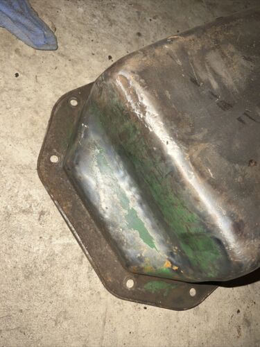 John Deere M oil pan gas engine AM1788T