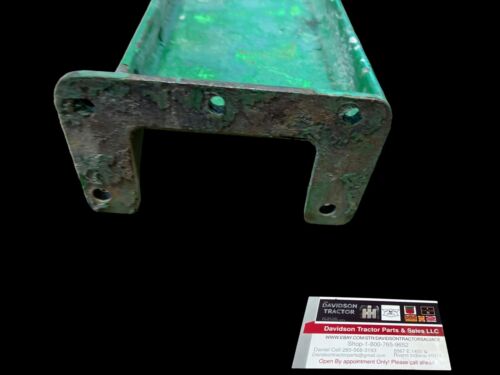 John Deere Unstyled B Radiator Side B396R Small Letter