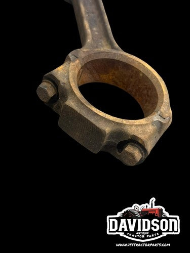 RE19733 T27000T Connecting Rod John Deere Tractors 820 1020 1520 2020 830 1530