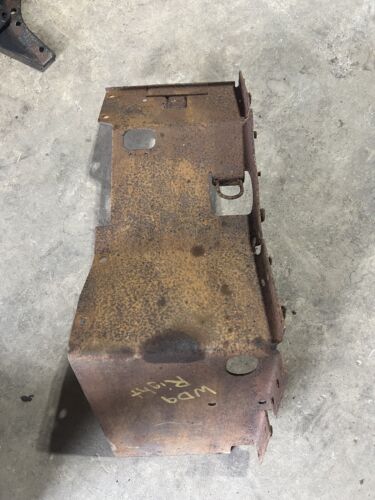IHC Mcormick WD9 RIGHT foot platform W9 Diesel International Antique tractor