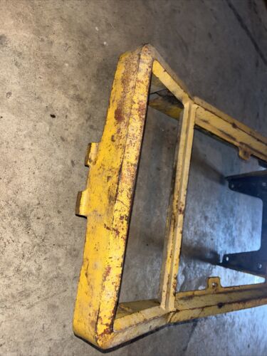 Cub Cadet 104 Narrow Frame Grill Housing Antique Tractor