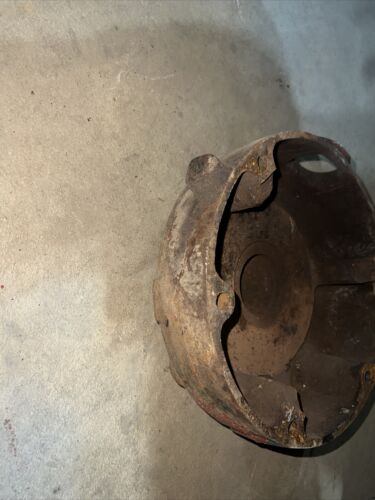 Farmall 400 450 IHC tractor ORIGINAL disk brake cover 357105R1