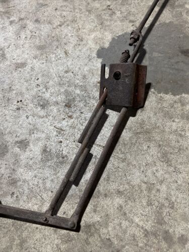 Farmall IH A tractor Vac Vacuum lift control rod w/ handle & mounting bracket