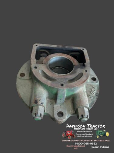 John Deere Unstyled G Left Hand Bearing Housing F66R