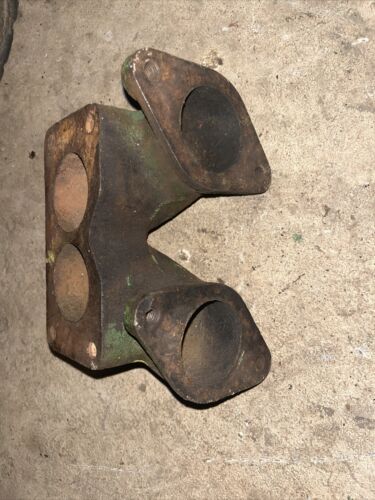 John Deere 60 70 720 730 Lower Carburetor Intake A4633R