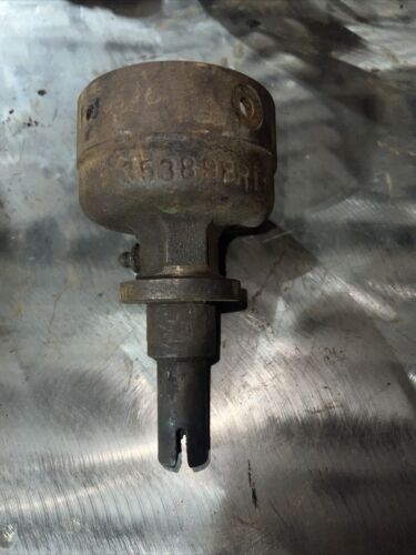 IHC Farmall 353898R1 Parts Distributor
