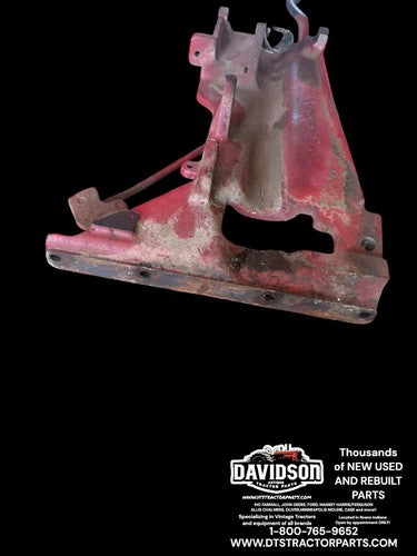 1970 Farmall IH 826 Tractor Right Dash Support Bracket 398109R3