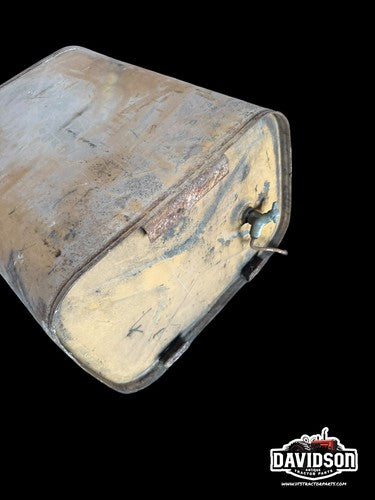 F1NN9002BA Good Used Fuel Tank Ford 555 Backhoe Industrial Tractor