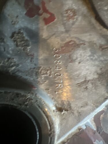 IH Farmall 504 D D188 Timing cover 308407R1