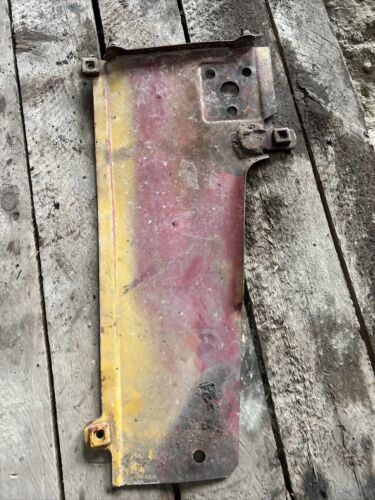 International 300 Utility Tractor RIGHT Side Hood Grill Headlight Panel RH