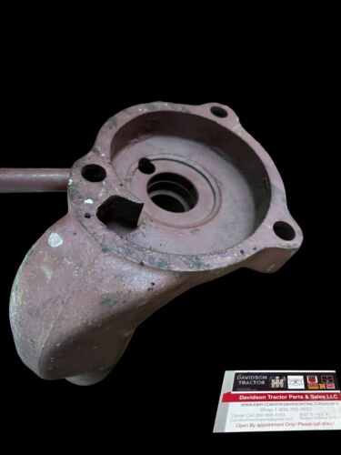 JOHN DEERE 620 630 60 A AO AR WATER PUMP HOUSING A4898R A5318R ANTIQUE TRACTOR