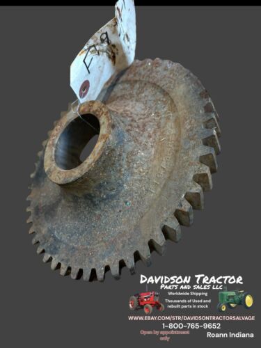 John Deere 70 720 730 Diesel Oil Pump Idler Gear F1979R