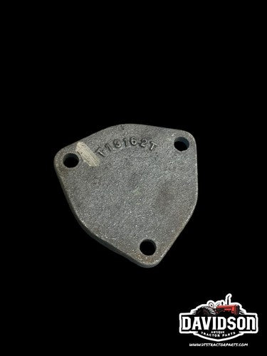 John Deere 2010 tractor bearing cap Part # T13162T