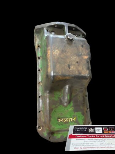 JOHN DEERE 2010 CRAWLER DOZER TRACTOR. ENGINE OIL PAN T15017T