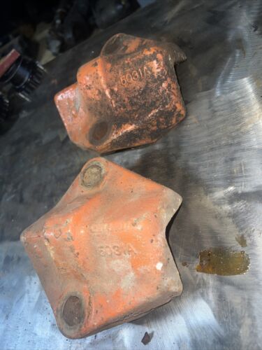 Case DC Tractor Orig cultivator front mounting bracket block 5031A holder PAIR