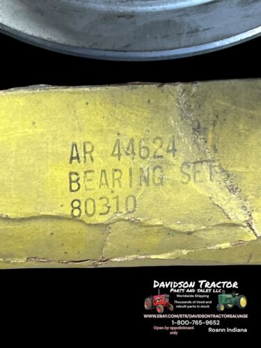 Main BRG  Set NEW OLD STOCK John Deere AR44624