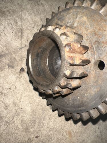Farmall H 52945DC Gear Shaft