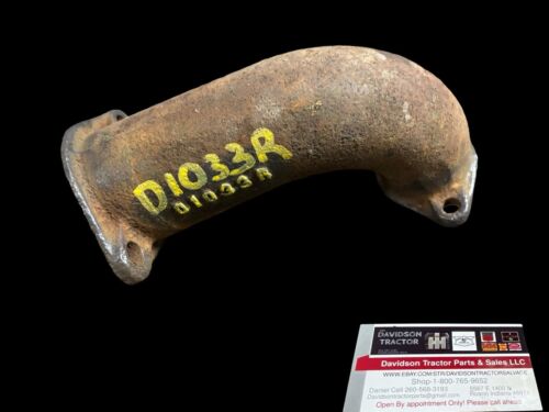 John Deere Unstyled D D1033R Pipe Outlet Air Cleaner To Carburetor