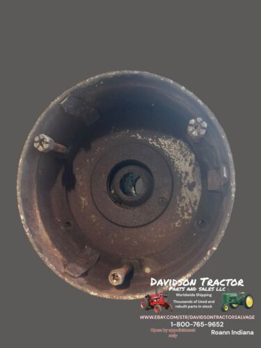 JOHN DEERE B BELT PULLEY CLUTCH ASSEMBLY B136R  FITS UNSTYLED AND EARLY STYLED B