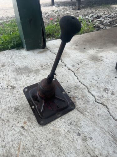 Farmall Cub IH RC tractor ORIGINAL transmission gear shifter cover