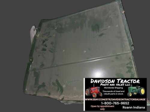Side Panel RH fits John Deere 1830, 2020, 2030, 2120, 2130, 2640