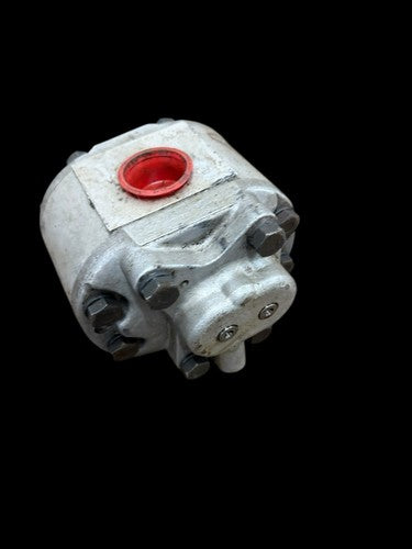 Hydraulic Pump D5NN600C For Ford 9000 9200 9600 9700 8000 8400 8600 8700 Tractor
