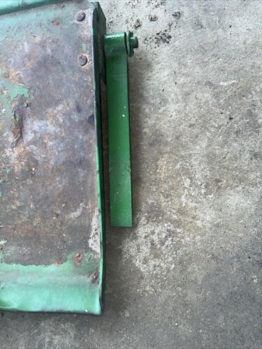 1937 John Deere Unstyled B Floor Platform