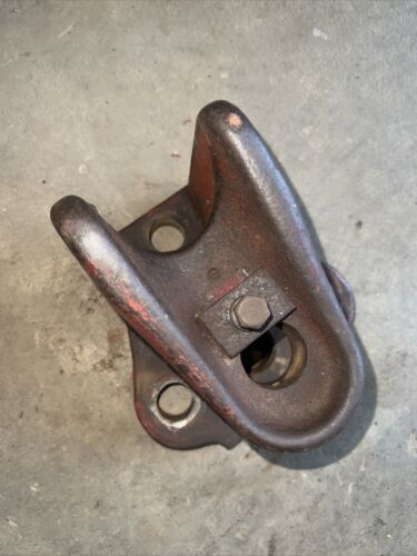 McCormick W9 WD9 Supers Drawbar Anchor 8874-D