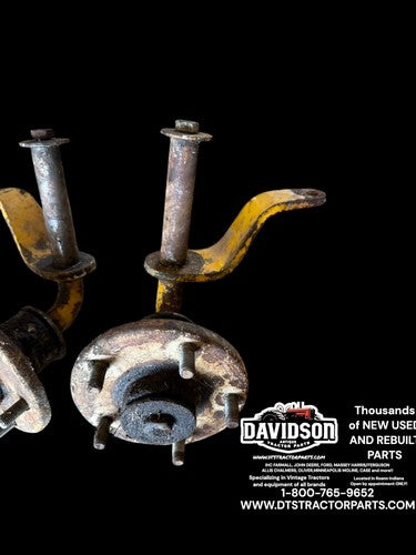 IH Farmall Cub Low Boy 154 Spindle Pair Antique Tractor