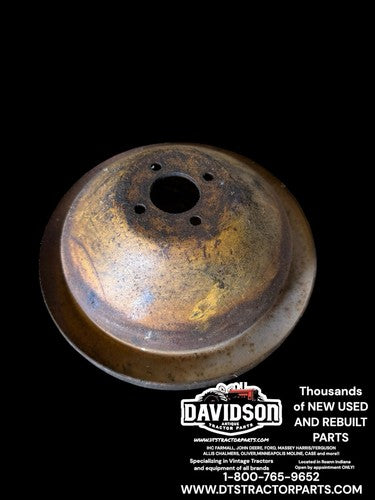 International 574 674 2500 A,B TD8E 125 E D239 Fan Pulley Antique Tractor