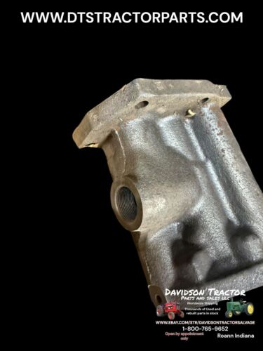 1957 John Deere 620 Tractor Rockshaft Hydraulic Valve Housing F2760R F2606R
