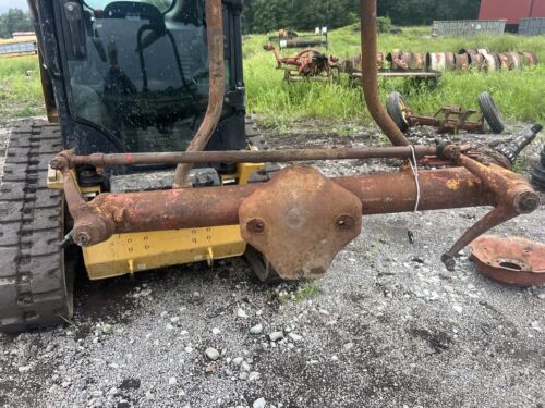 International W-400 Front Axel Assembly Antique Tractor
