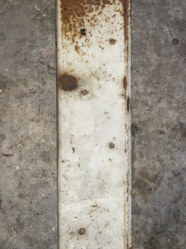 IH Farmall 706 RH hood side cover panel