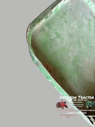 Front Side Panel Right Hand Fits John Deere 4000 4010 4020 Tractors