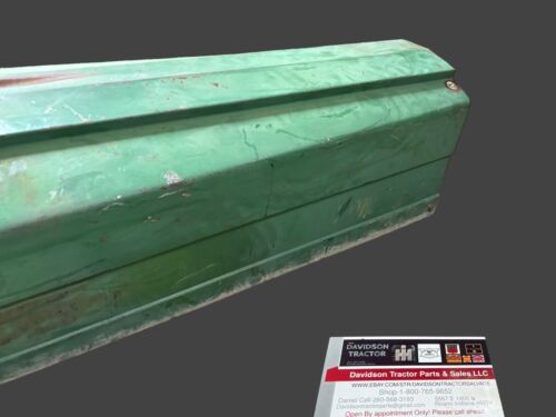 AA6481R John Deere 60 Hood  Nice Original Fits S/N 6035350 up Antique Tractor