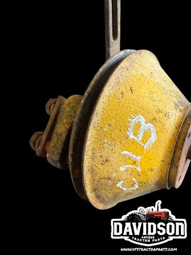 IhC Farmall Cub Low Boy 154 Fan Pulley With Bracket Antique Tractor