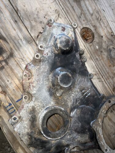 1965 International 424 Diesel Tractor Front Engine Timing Cover Plate 3042069R2