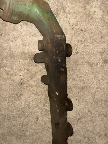 JOHN DEERE 2010 Water Manifold T16988 T16988T