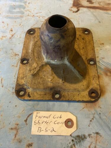 Farmall Cub IH RC tractor ORIGINAL transmission gear shifter cover