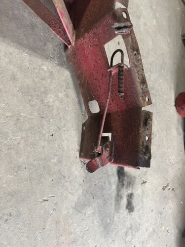 IHC Mcormick W9 Gas Right foot platform W9 International Antique tractor